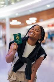 Nigerian Travel Creator Alma Asinobi Aims for World Record—7 Continents in 70 Hours!